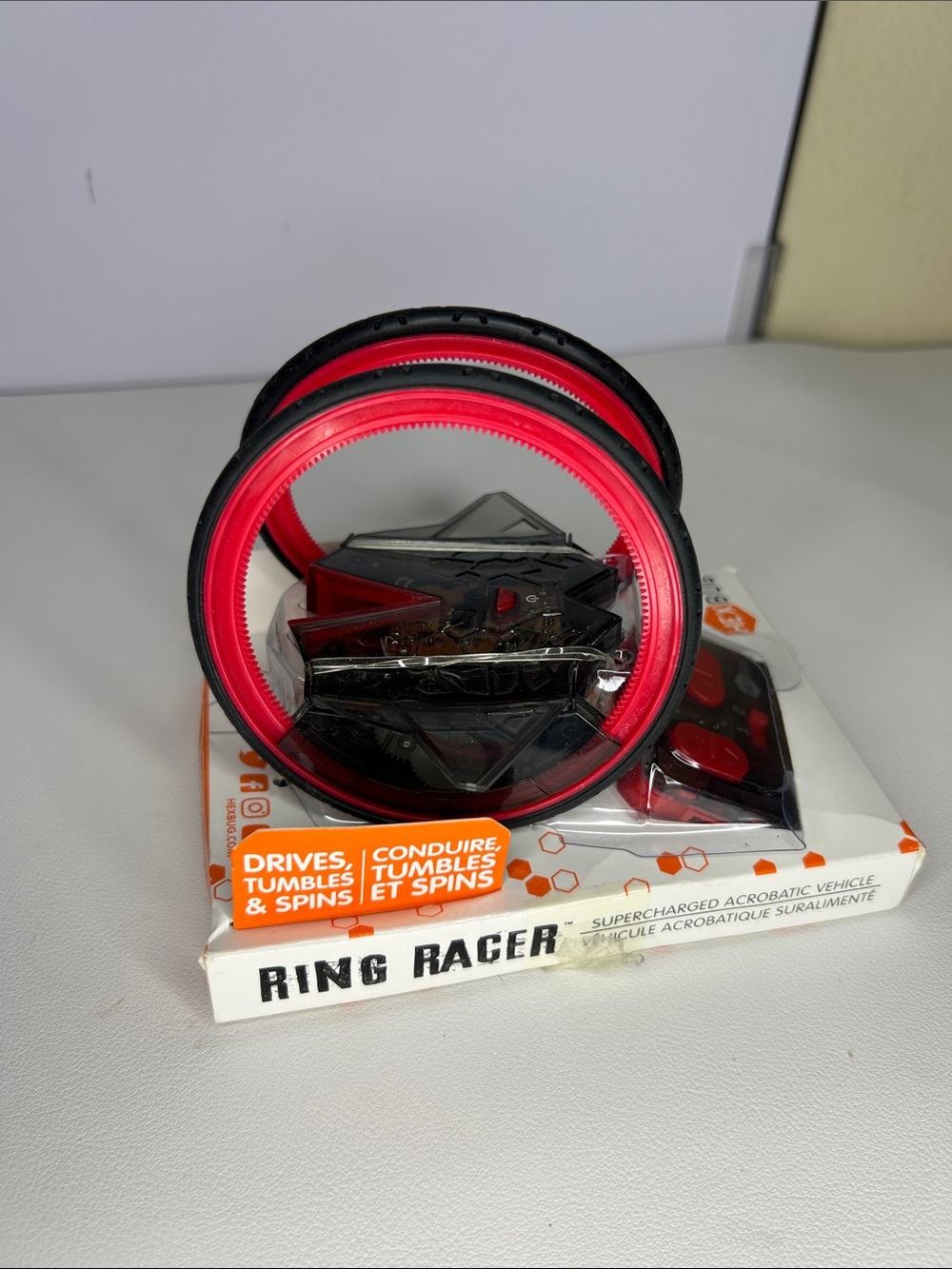 NEW HEXBUG Ring Racer RC Acrobatic Vehicle Red Black Remote Control Toy